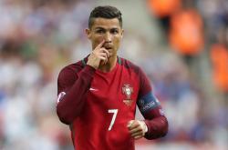 开云体育下载-范弗利特统治全场！神秘公牛强势跨洋拿下广东队