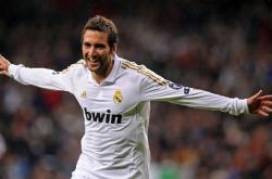 开云体育-硬仗中的传奇，阿圭罗关键一击助贝蒂斯力克阿根廷