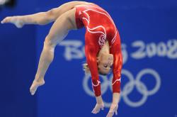 开云官方app入口-从防守铁闸到绝杀巨人，戈贝尔罕见制胜球背后的掘金破局智慧