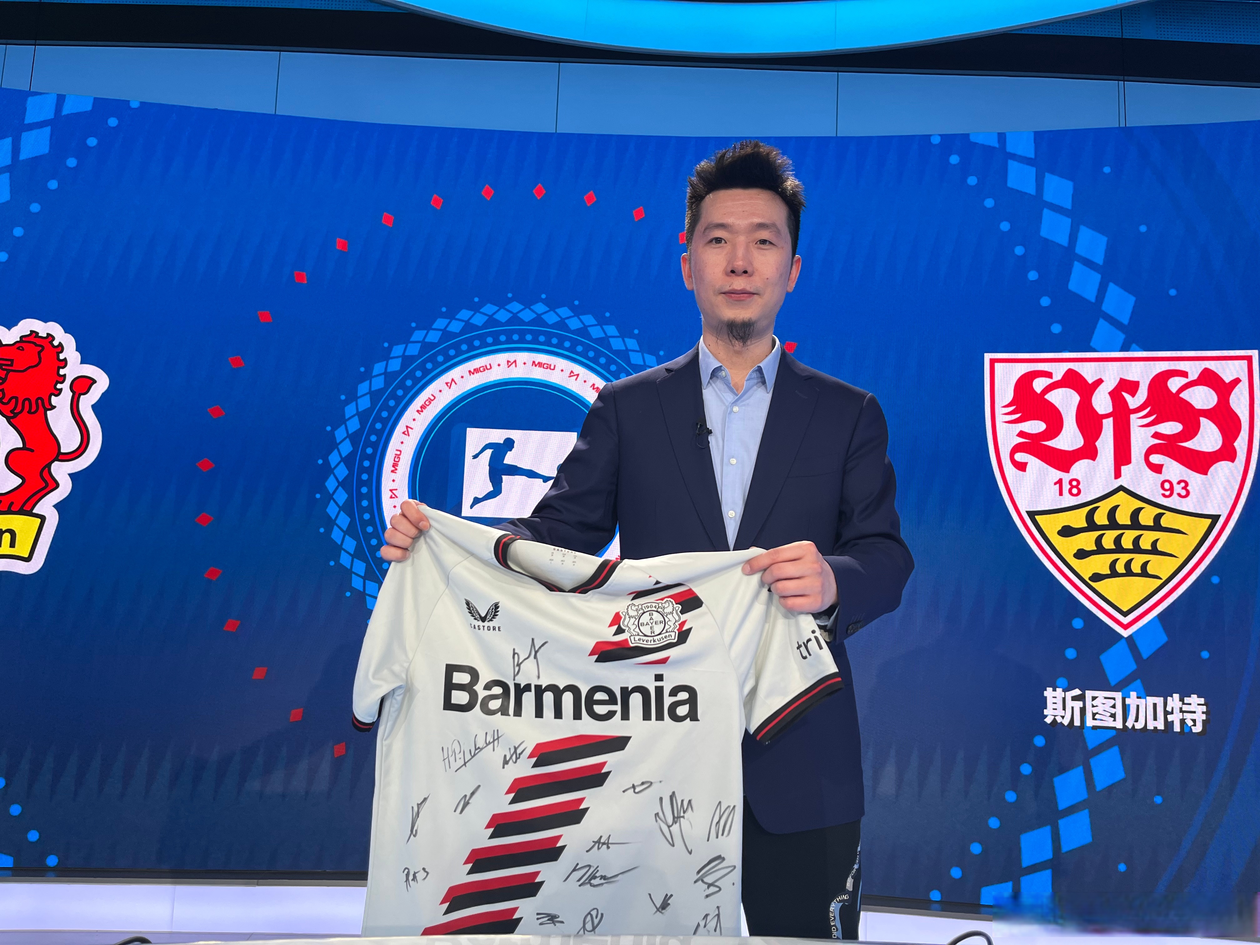 勒沃库森新援表现出色,助球队逆转比分 勒沃库森新援表现出色,助球队逆转比分