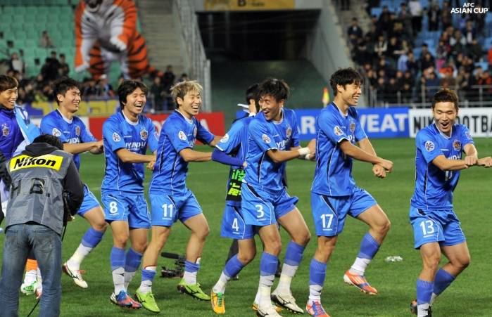 战术博弈，内线外线纷争难分胜负