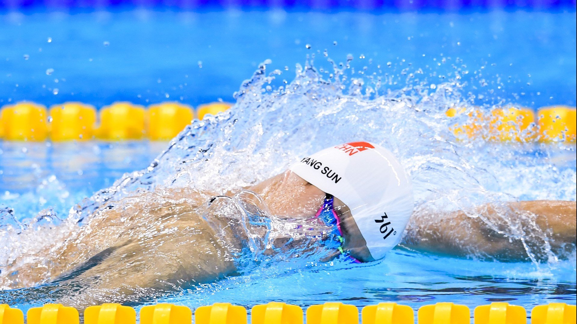 超弦中场，卡马文加在世界排名争夺战之夜的无损传输