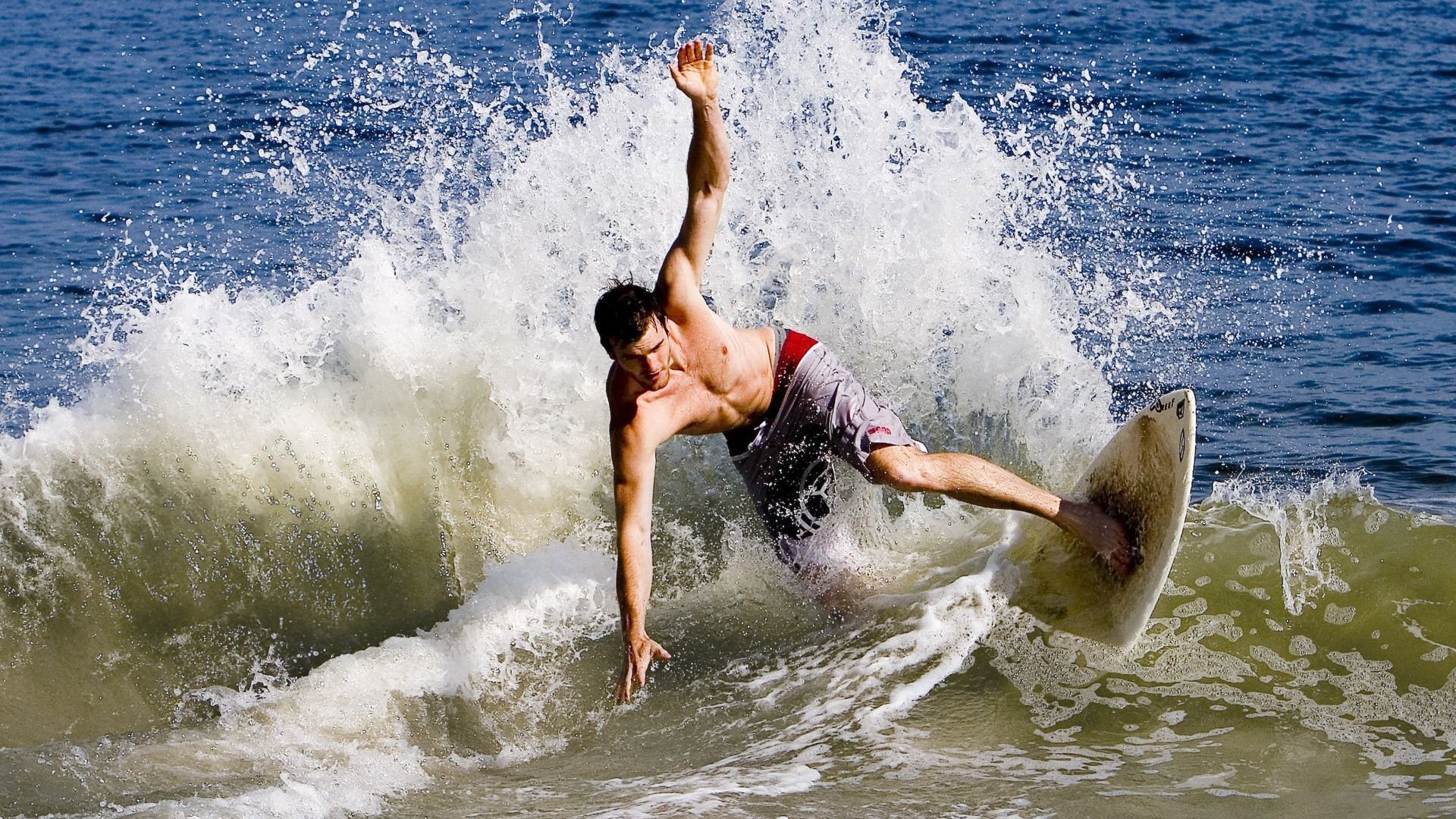 破晓的雄鹰,楚阿梅尼一剑封喉,墨西哥的绝杀如何点燃阿兹特克之魂